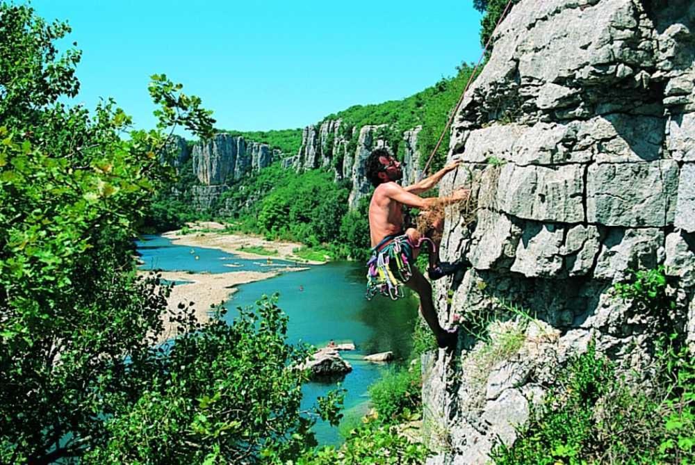 Hebergements Des Posas Sampzon Dış mekan fotoğraf